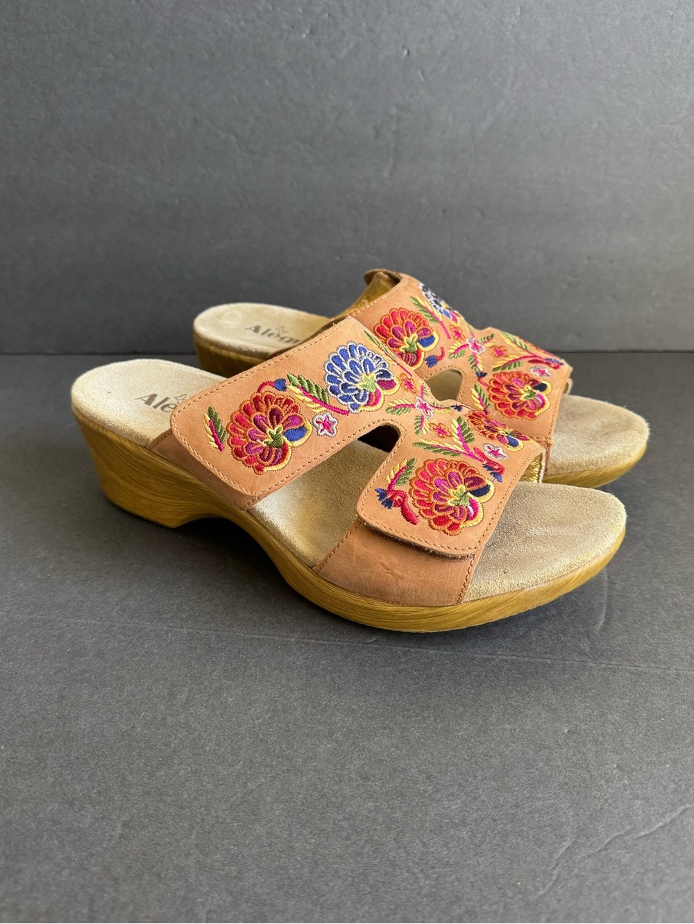 Alegria Embroidered Sandals Tan Leather Comfort Shoes Slip On Clogs Mules 43 - Picture 3 of 10